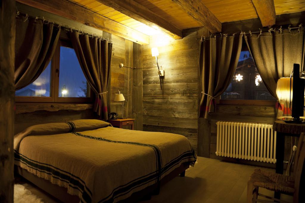 Chalet Svizzero Courmayeur Exterior photo